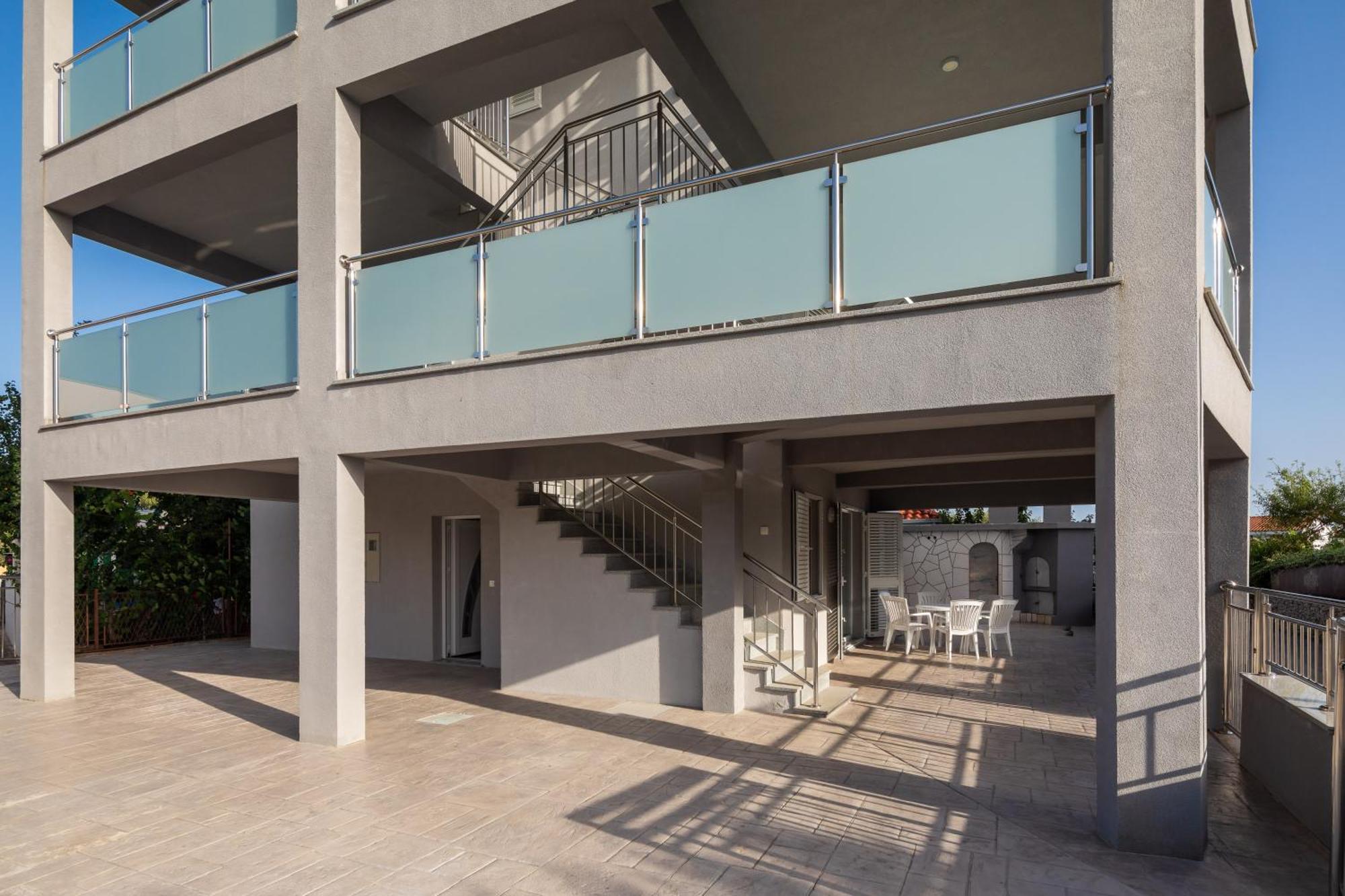 Laura Apartmán Zečevo